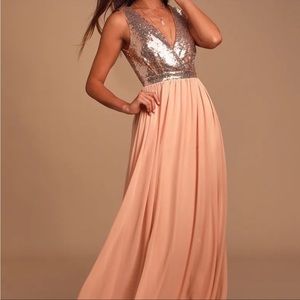 Lulu’s Women’s Gown, Formal Dress, Maxi Floor Length Rose Gold Size Small